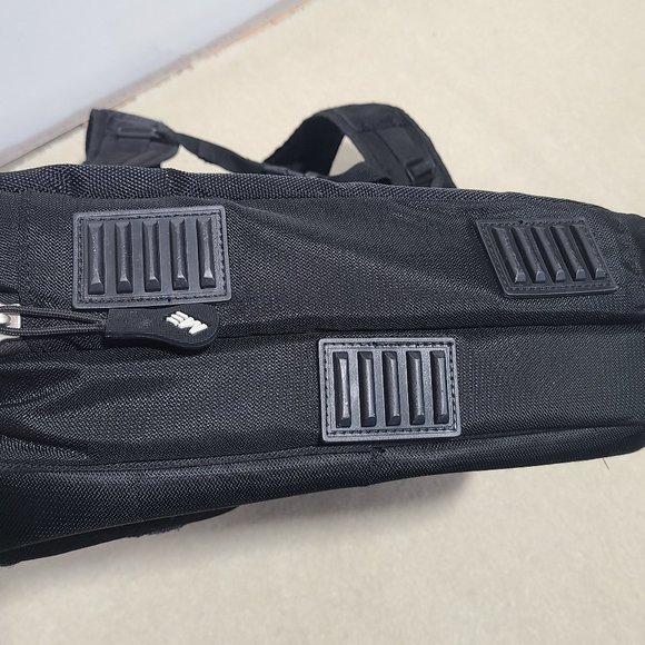 Mobile Edge ScanFast Backpack 2.0 Laptop Checkpoint Friendly - Picture 5 of 7